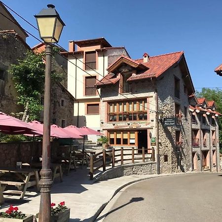 Hotel Rural Pena Castil Sotres Exteriör bild
