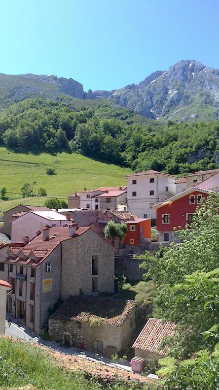 Hotel Rural Pena Castil Sotres Exteriör bild